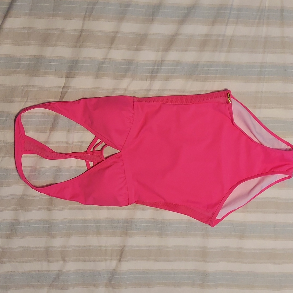 Hot Pink one piece swimsuit 🩱